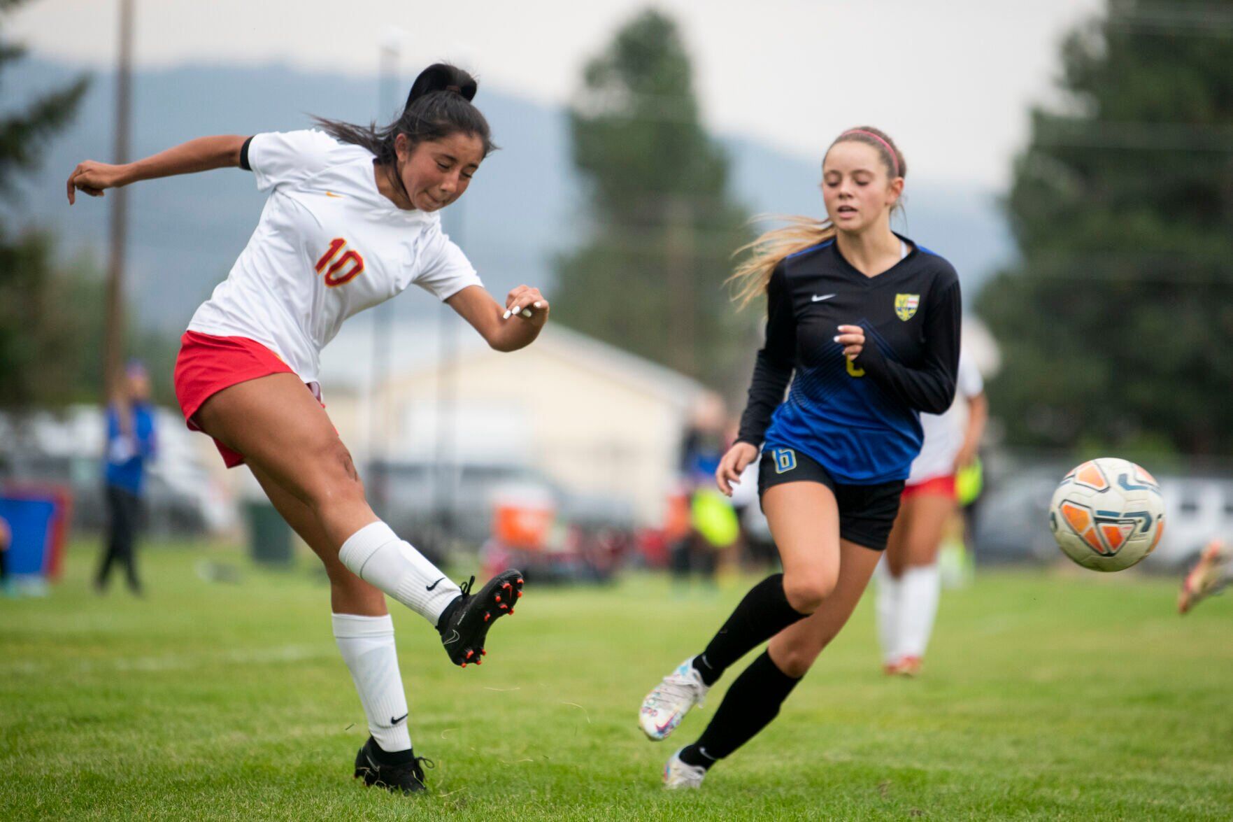 Hellgate vs. Big Sky girls soccer 02.JPG